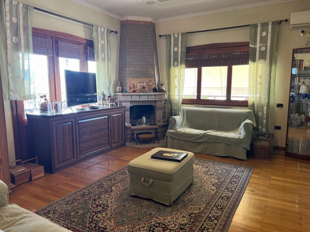 Penthouse ne shitje ne qender te Vlores