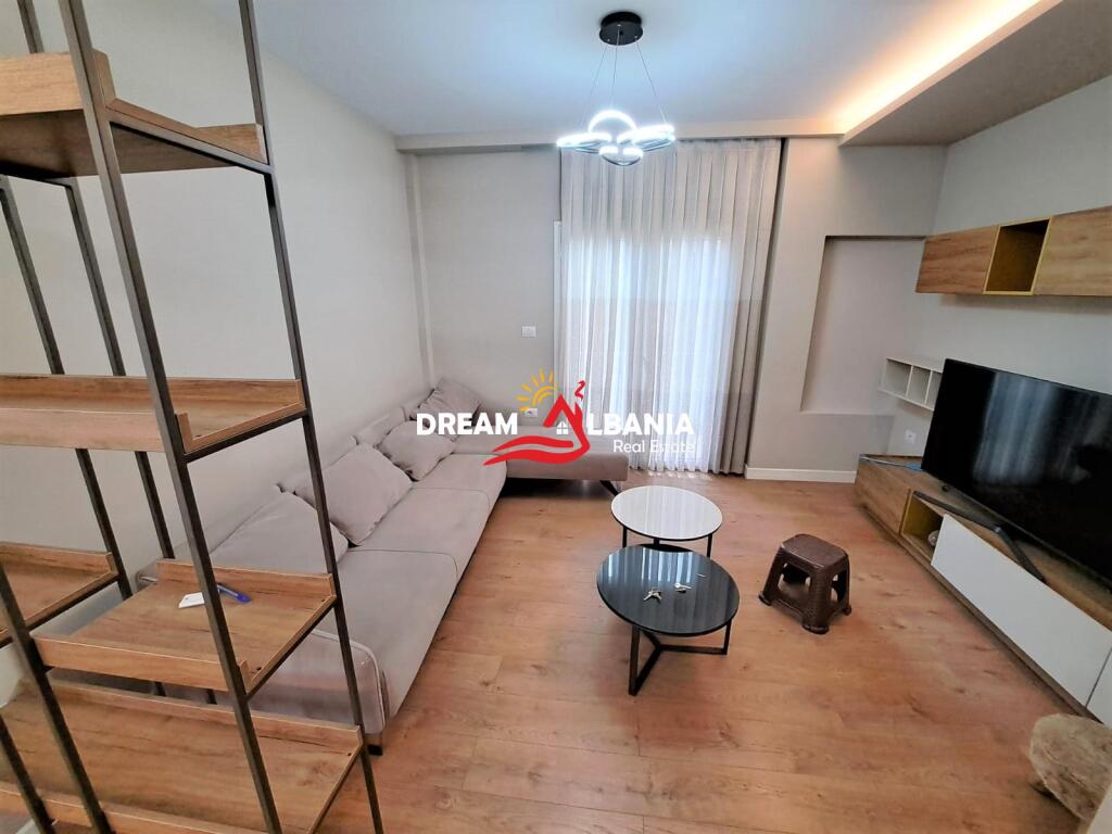 Villa for rent in the Blloku area of Selita in Tirana (ID 4251086)