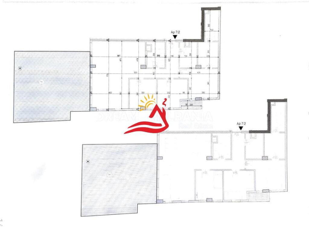 Apartment for sale 3+1+2+veranda on Qemal Stafa Street, near the Red School, Tirana (ID 4131427)