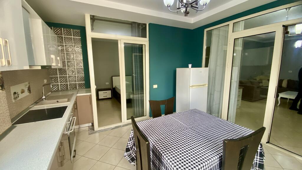 1+1 apartment for rent near the old electric market.