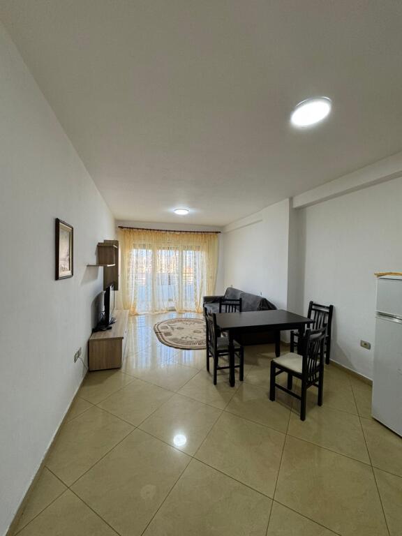 Apartment 1+1 for rent, Astir, Oslo Bar building, 450,000 lek.
