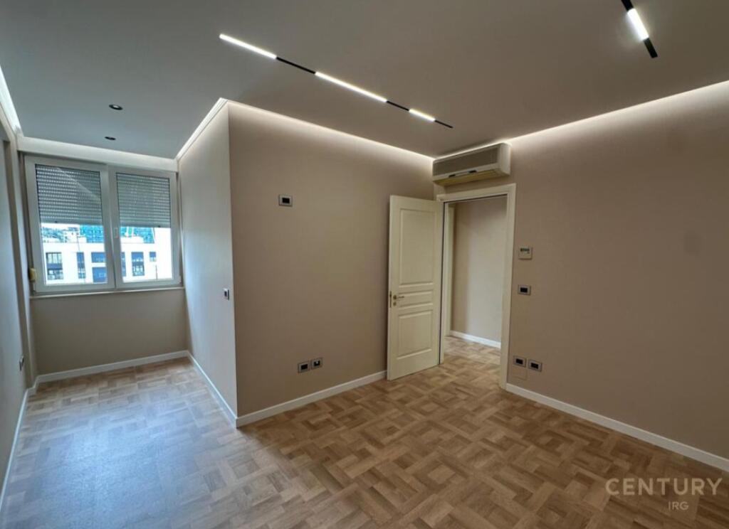 ✨ OFFICE FOR RENT AT RTSH – AMBASSADOR 1 + PARKING SPACE