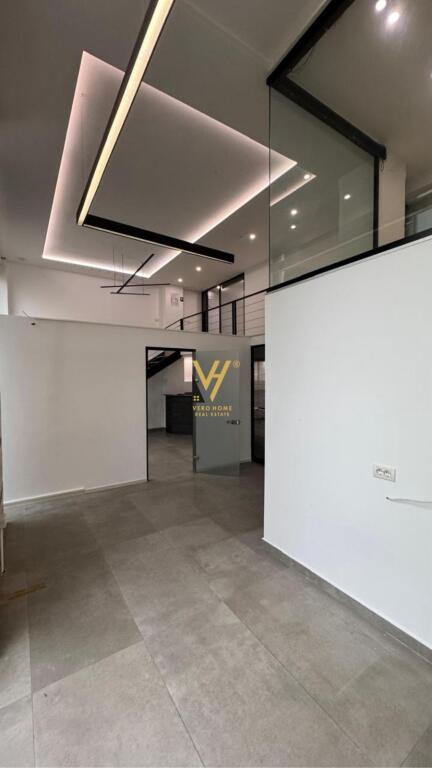OFFICE 250M2 FOR RENT IN TOPTANI 2,700 EURO