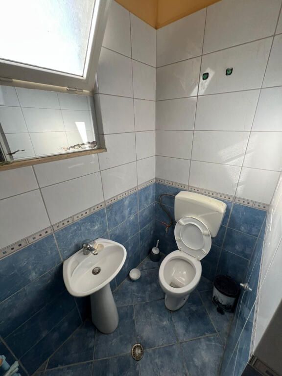 Shitet Vile 2 kateshe tek Rruga e Elbasanit (ID BV0103) Tirane