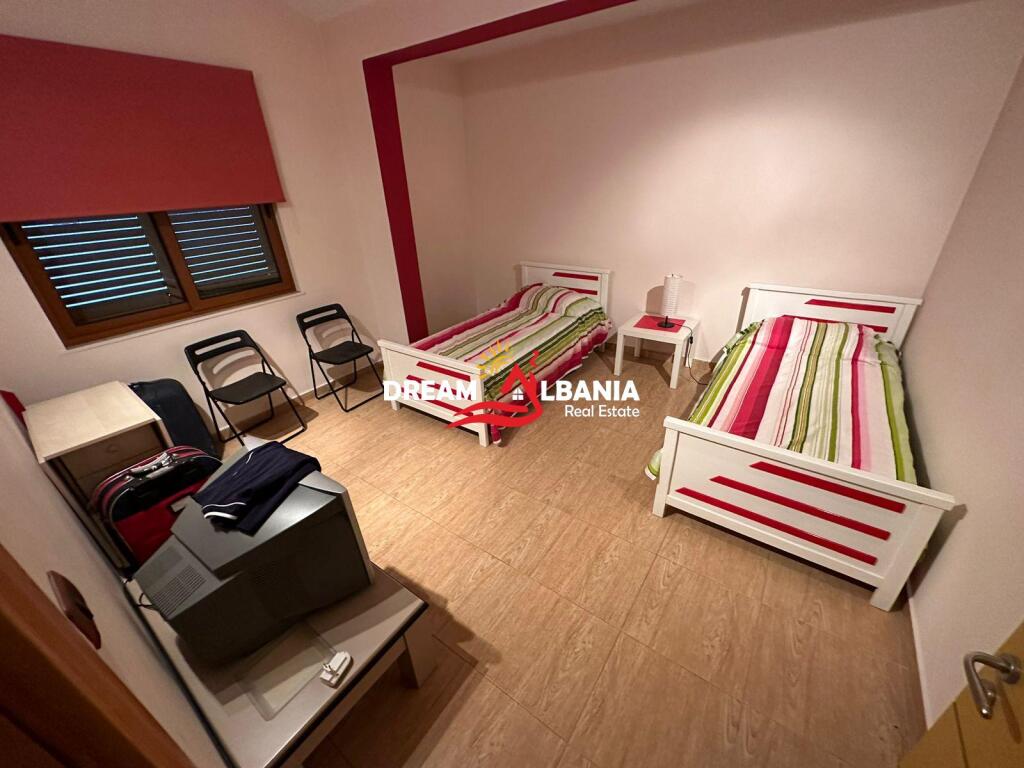Appartamento 2+1 in affitto nella zona di Kodra e Diellit, via Rrapo Hekali a Tirana (ID 4221593)