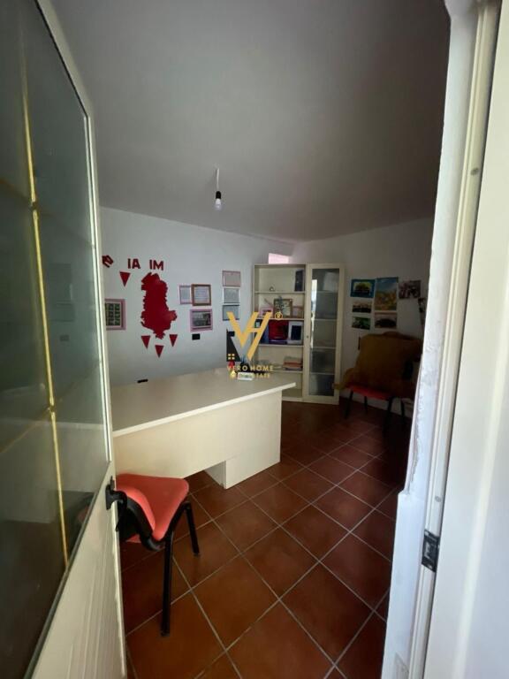 A FIVE-STOREY VILLA FOR RENT IN BRRYLI 2,500 EURO