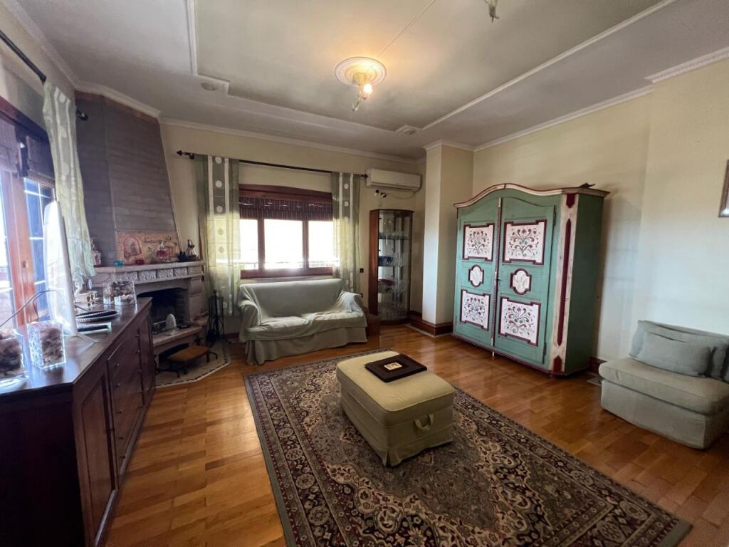 Penthouse ne shitje ne qender te Vlores