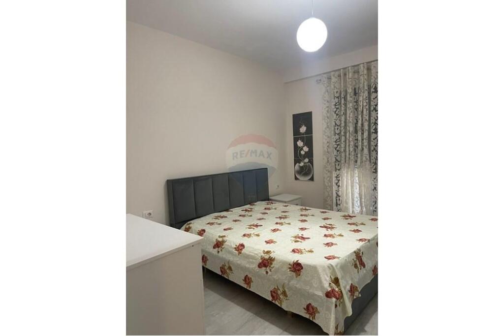 Apartament 1+1 per qira tek 21-Dhjetori