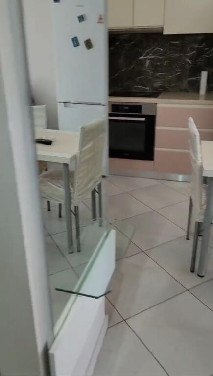 A 1+1 apartment is for rent at Golden Park, opposite Amerikan 3.