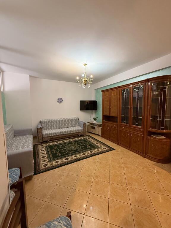 🏠 Apartment 2+1 for rent – Near Maks Optika, Main Boulevard, Vlorë