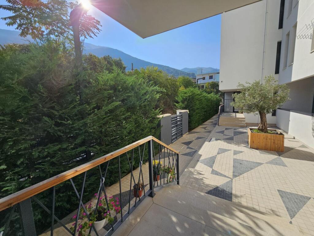 Luxury studio for sale in Vlorë.