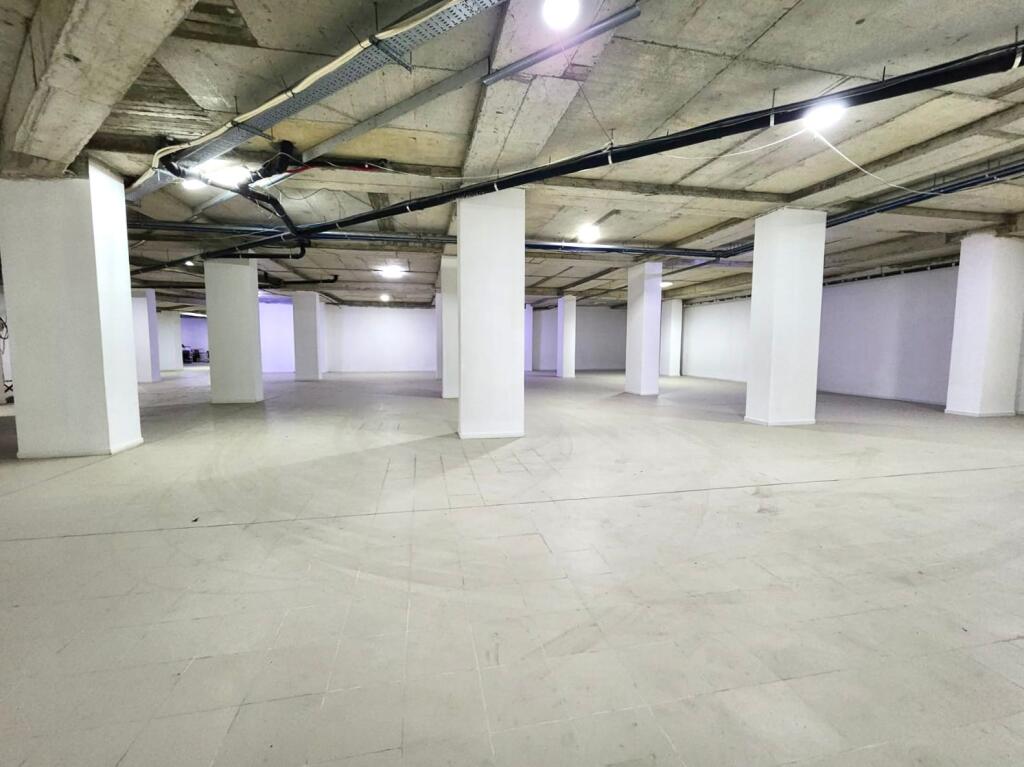 In Affitto: Spazio Commerciale Multifunzionale – Turdiu Center, Nel Cuore di Tirana