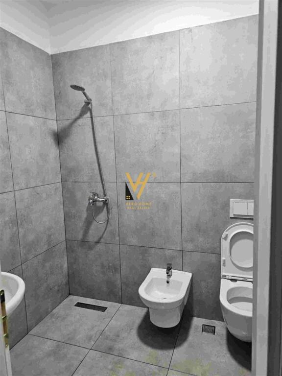 2+1 apartment for rent in 5 Maji for 650 euros.
