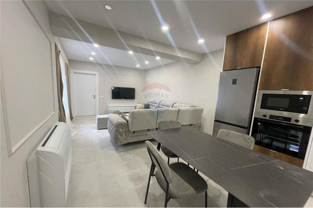 JEPET Apartament 2+1me Qira te Kodra e Diellit 2