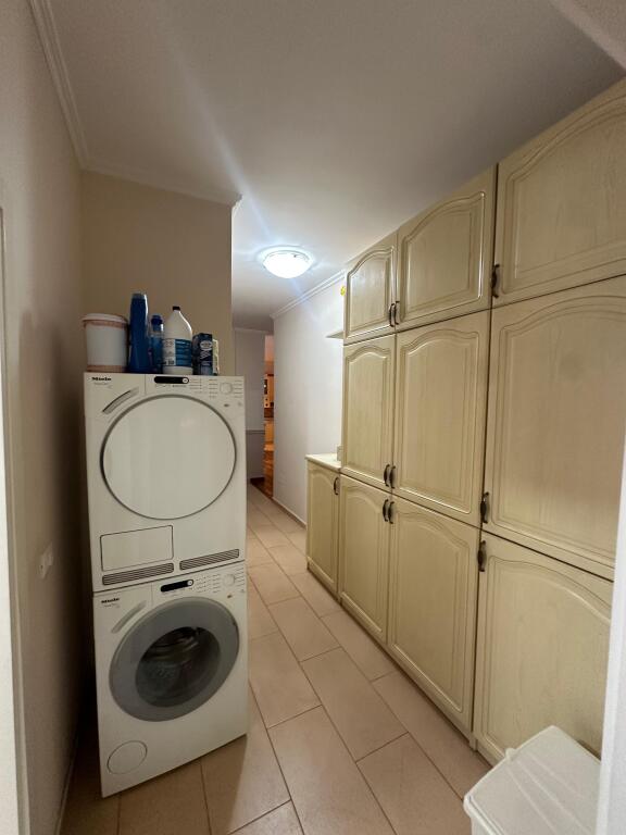 Apartament 2+1 me qira tek Liqeni i thate