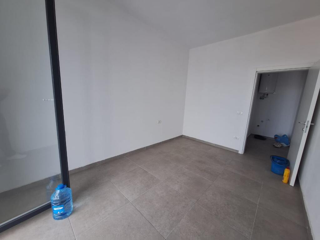 Rent Apartment 1+1, 5 Maji, 300 Euro