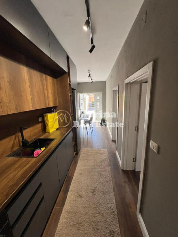 Qera, Apartament 1+1+PARKIM, Fjori Di Bosko