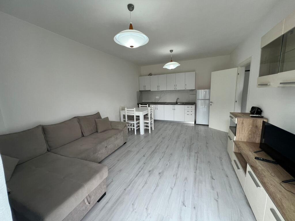 Apartament 2+1 me qira ne Astir tek rezidenca Klensi