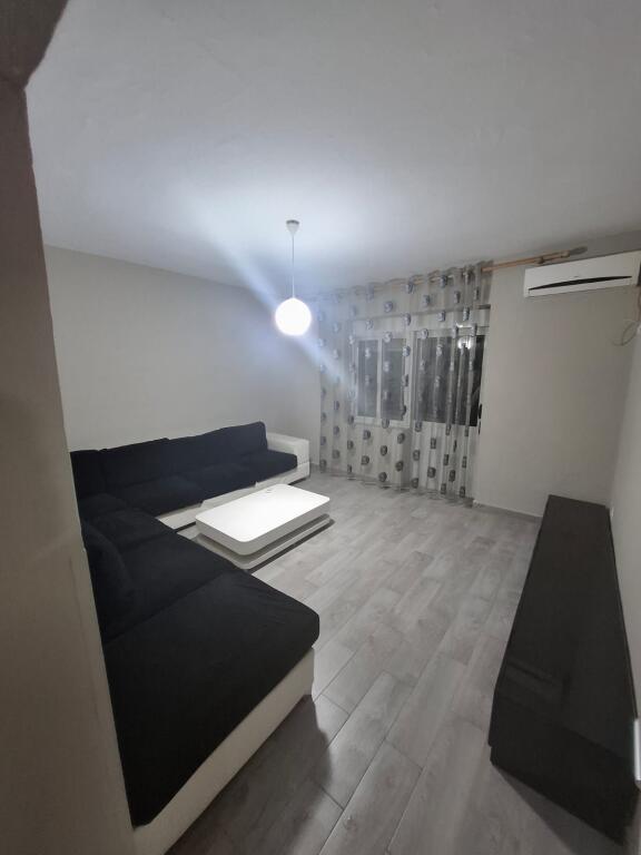 Apartment for rent 2+1 Ali Demi opposite the 1st of May school.
