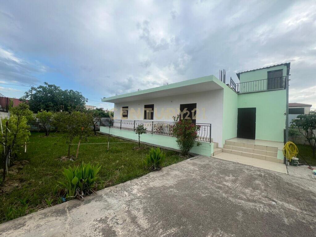 PRIVATE HOUSE FOR SALE IN THE OLD DURSËS SWAMP!