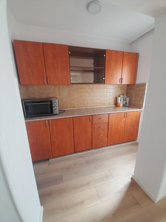 Apartament zyre për qira tek 21 dhjetori