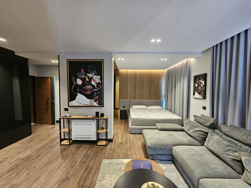 Luxury studio for sale in Vlorë.