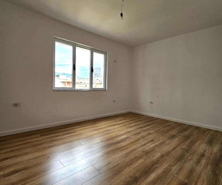 FOR SALE: 1-Bedroom Apartment 📍In the Heart of Tirana – Tregu Çam – €130,000