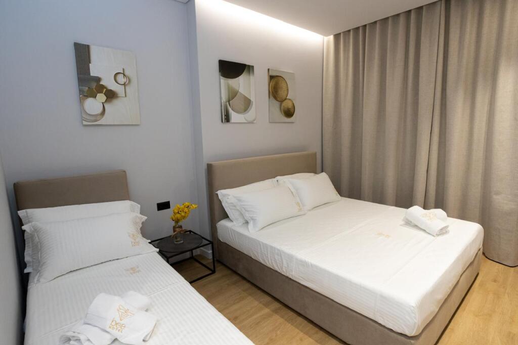 Hotel for sale in Vlorë