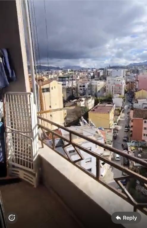 1+1 apartment, furnished near the ballet school.