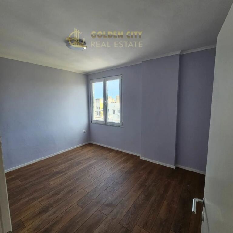 For sale: 2+1 apartment at the beach.