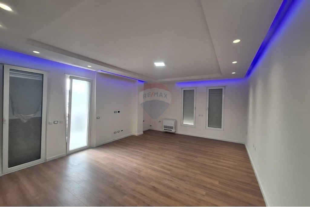 3+1+3 apartment for rent for offices in Don Bosko