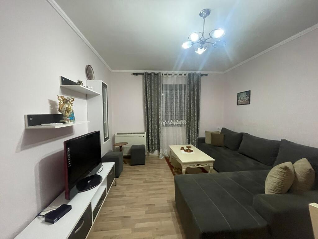 Apartament 2+1 me qira prane Diplomat 2