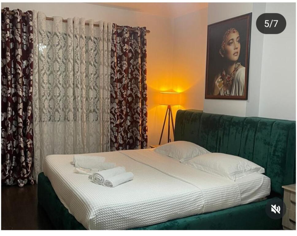 For rent 2+1 in Astir near Oslo Bar!