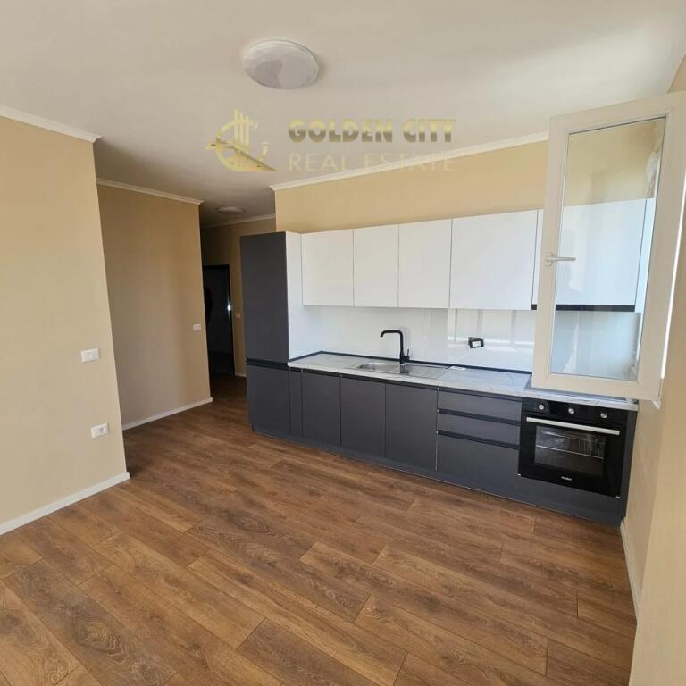 For sale: 2+1 apartment at the beach.