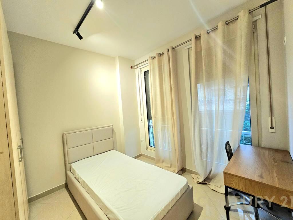 2+1+2 apartment for rent, Liqeni i Thate