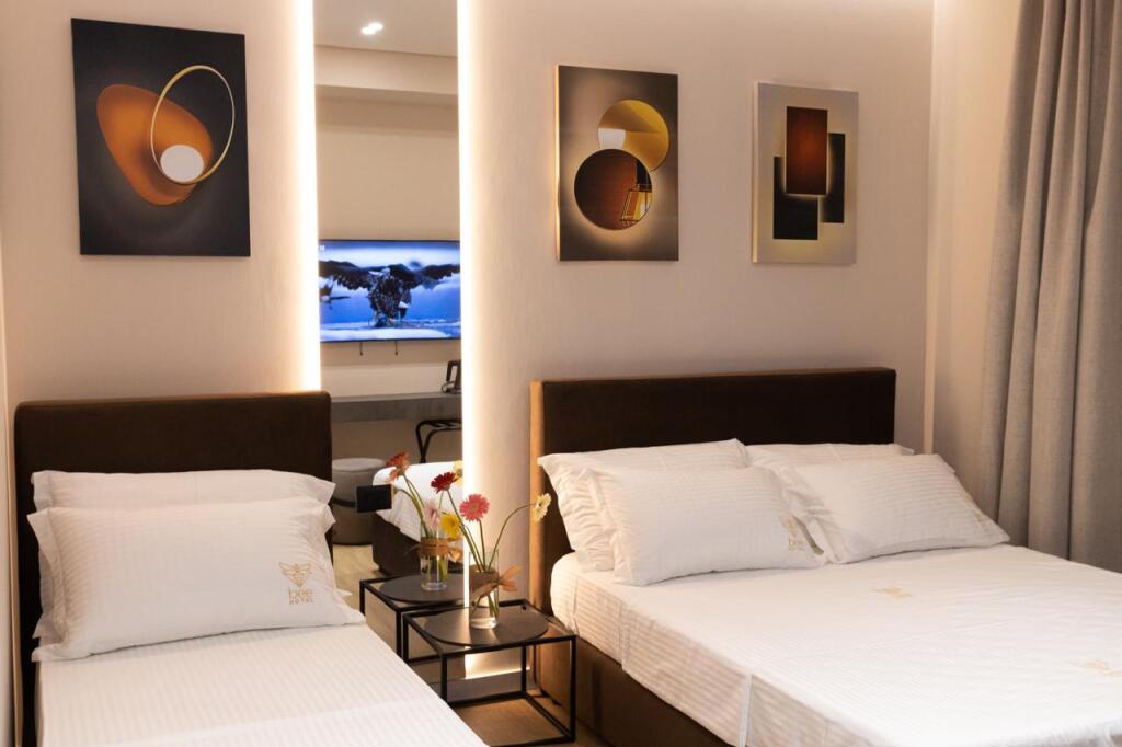 Hotel for sale in Vlorë