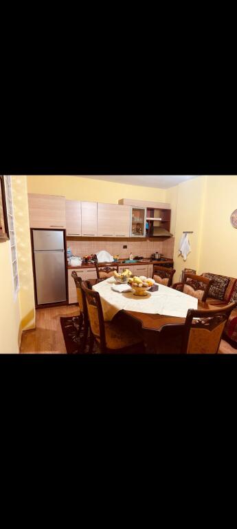Apartment 2+1 with parking is offered at the end of Jordan Misja street