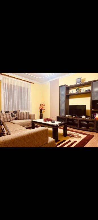 Apartment 2+1 with parking is offered at the end of Jordan Misja street