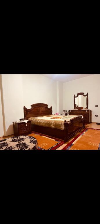 Apartment 2+1 with parking is offered at the end of Jordan Misja street