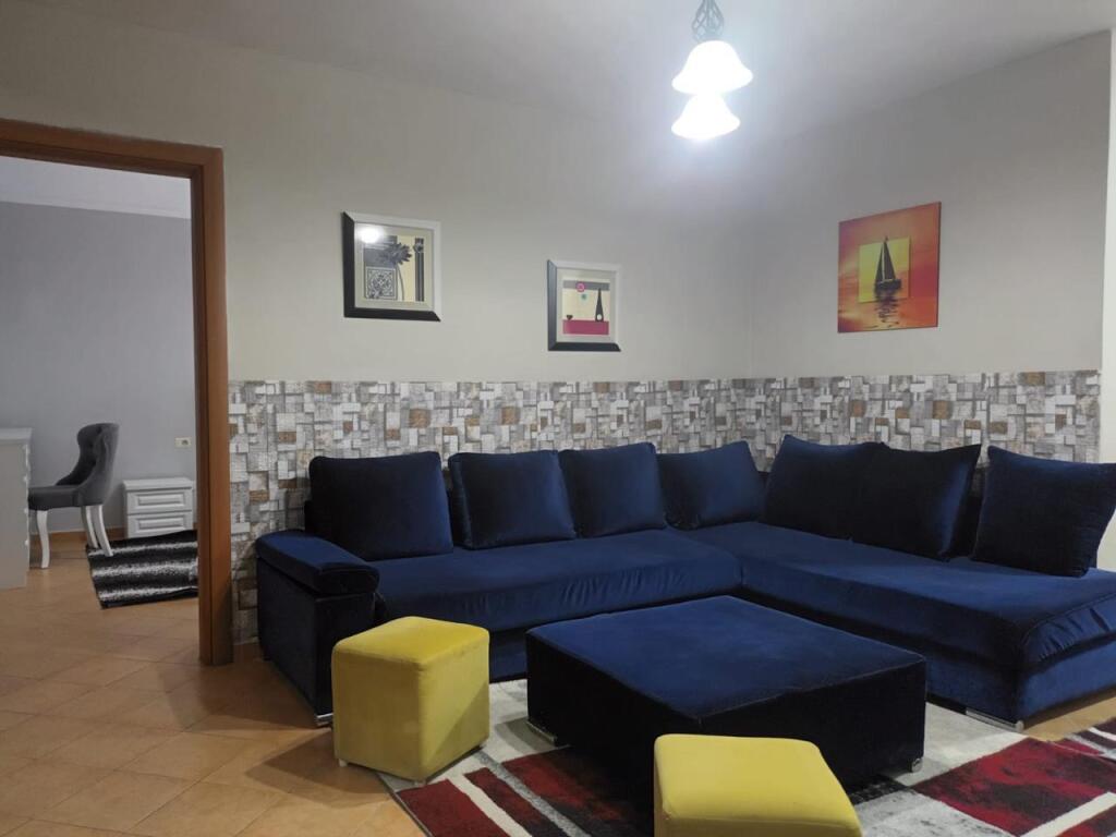 Near Bar Oksigjen 2+1 for rent