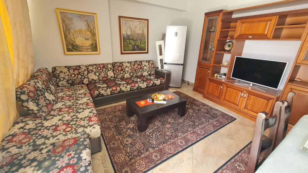 Apartament 2+1 me qera tek kompleksi Delijorgji