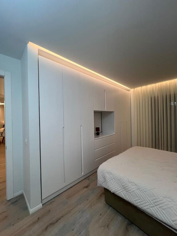 Super apartament 2+1 te 21-dhjetori (Delijorgji) me parkim