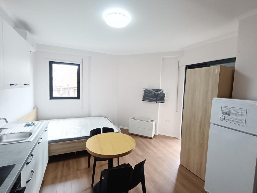Garages for rent near Durresit street