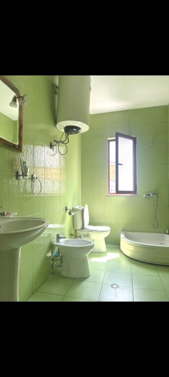 Apartment 2+1 with parking is offered at the end of Jordan Misja street