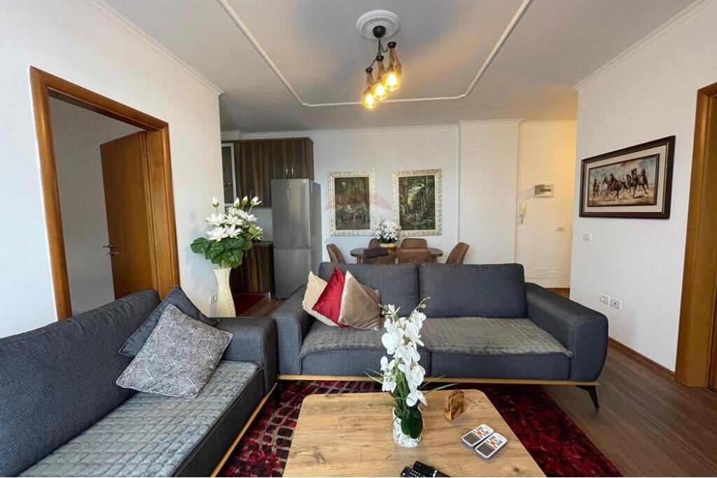 Apartament 2+1 me qira Rruga e Elbasanit