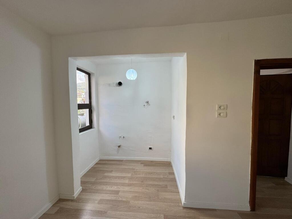 Apartment 1+1 for sale in Kombinat
