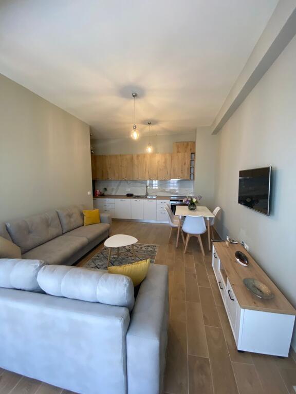 Apartment for rent 1+1+parking space near Shkolla e Kuqe (ID B2101115) Tirana