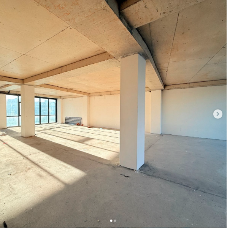 Business environment/office for rent at Lake View Residence!!!