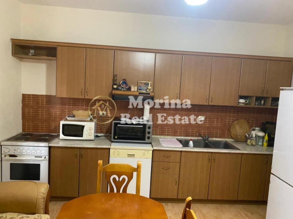 Qera, hyrje Private 2+1+2blk, Kodra e Priftit