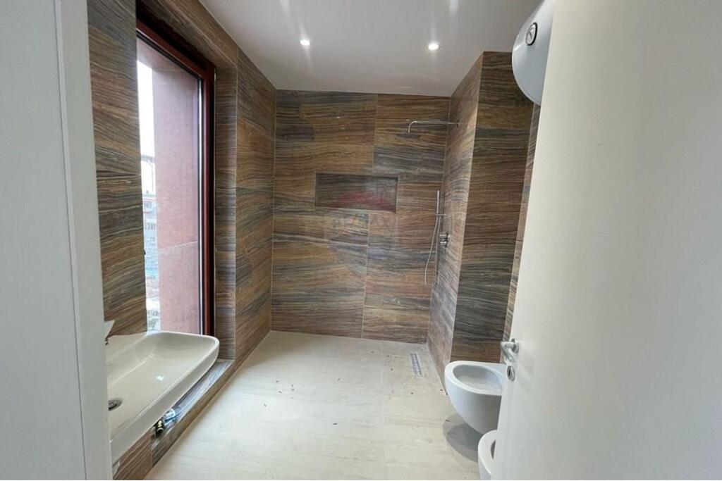 Apartment for sale 21 December + parking space